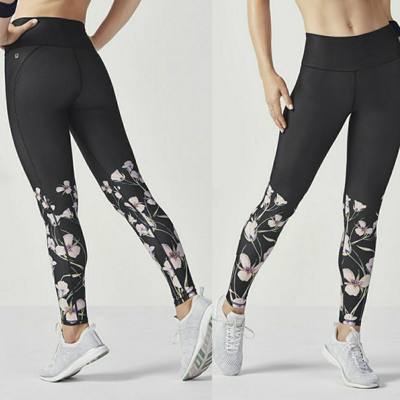 Fabletics leggings - Cascading flowers - Picture 3 of 4
